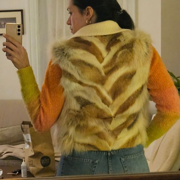 Adam Lippes coyote fur vest medium full zip - Picture 6 of 9